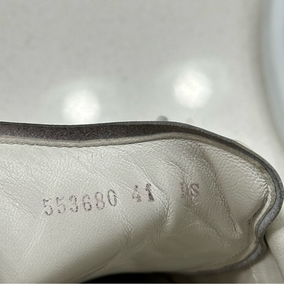 Alexander McQueen Oversized Larry Leather Low-Top Sneakers - Picture 8 of 10